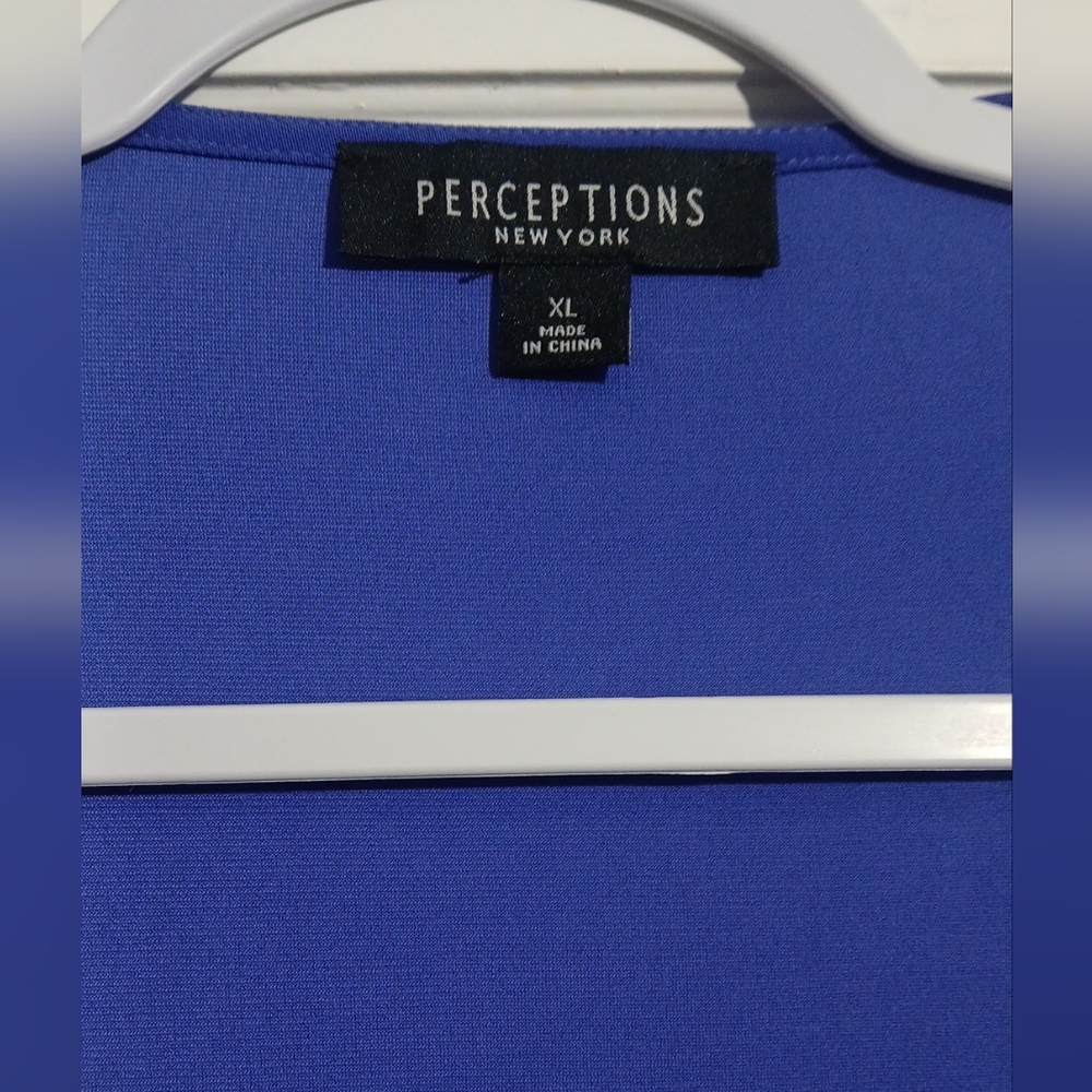 Perceptions Women's Royal Blue Shrug NWT - Picture 2 of 4